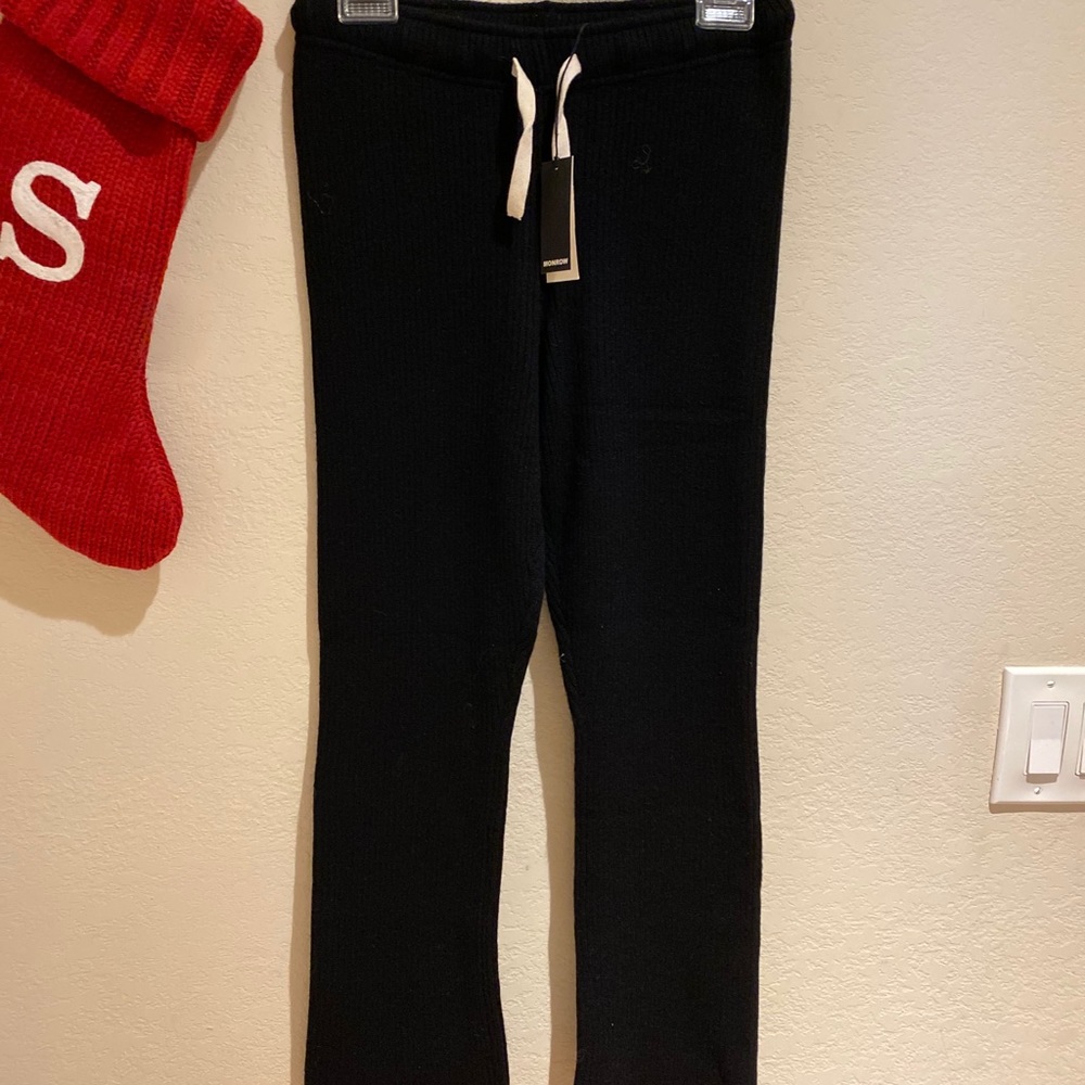 Monrow XS Cashmere pant-❌ SOLD❌ - Picture 2 of 6